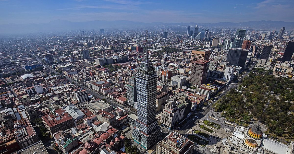 Mexico City skyline with Angel of Independence monument
